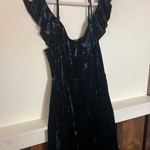 Elegant Navy Velvet Dress